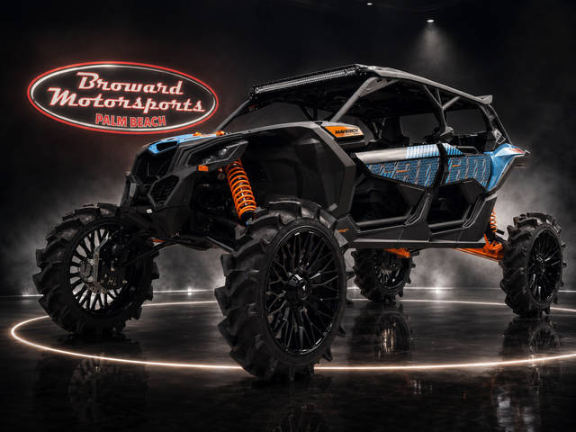 2026 Can-Am® Maverick X3 Max RS Turbo RR Scandi Blue & Orange