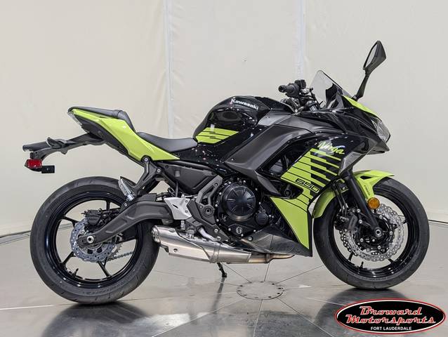 2026 Kawasaki Ninja® 650 ABS | Broward Motorsports