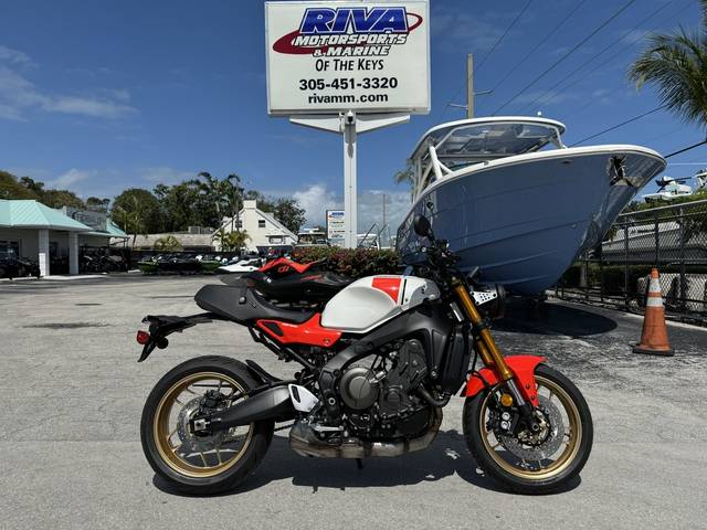 27A497AF-7482-4376-9FAB-