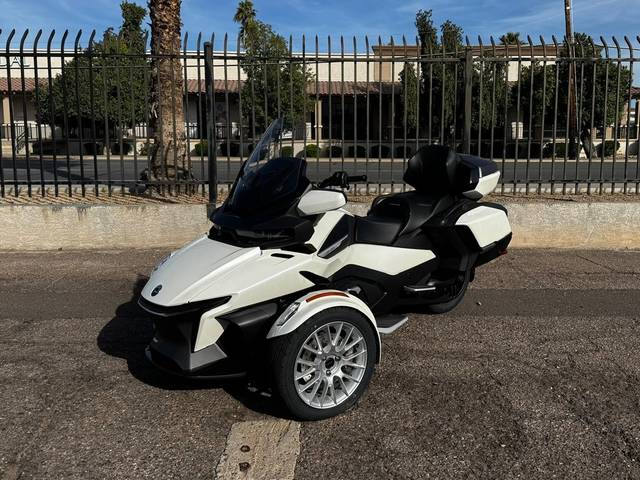 2026 Can-Am® Spyder RT Limited Platine | RideNow Goodyear