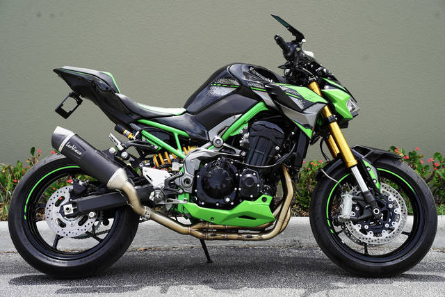 2024 Kawasaki Z900 SE ABS | Riders Miami Motorsports