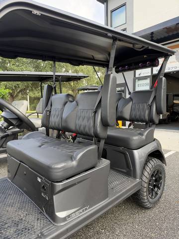 2027 EZGO Liberty photo 2