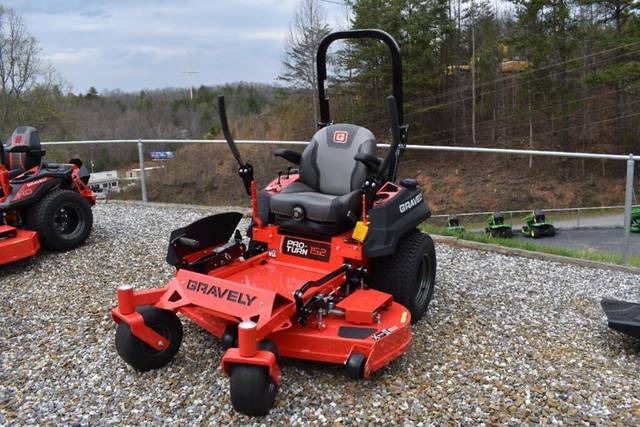 １５インチです。2シーズン使用。ガリキズ歪みなし。7〜６分山です。 2025 Gravely Pro-Turn® 100 152 Kawasaki® FX691V | Ball Equipment