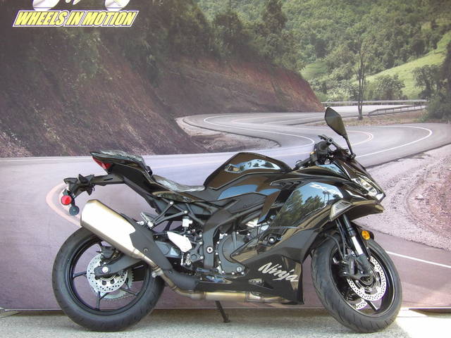 2026 Kawasaki Ninja® ZX™-4R ABS | Wheels In Motion