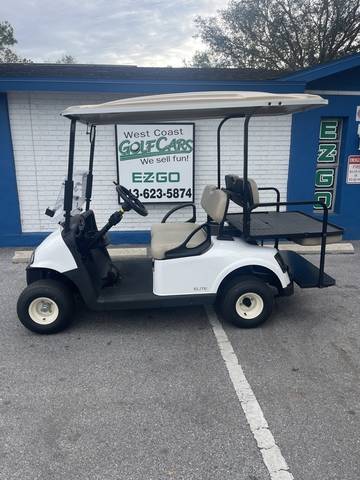 2020 EZGO RXV photo 2