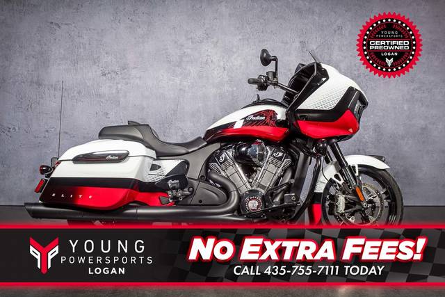 2025 Indian Motorcycle® Challenger® Elite White Crystal | Young