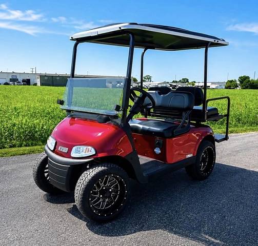 2021 EZGO RXV
