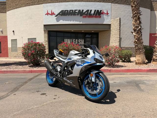 2027 Kawasaki Ninja® ZX™-6R | Adrenalin Motorsports