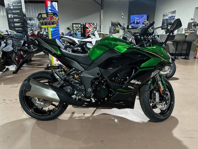 2025 Kawasaki Ninja® 1100SX SE ABS | D2 Powersports-Spartanburg