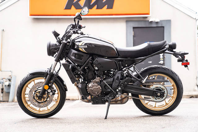 2025 Yamaha XSR700 | Crossroad Powersports