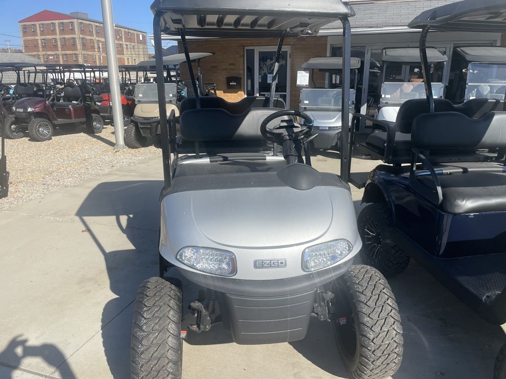 2020 E-Z-GO Freedom RXV Elite — photo 4