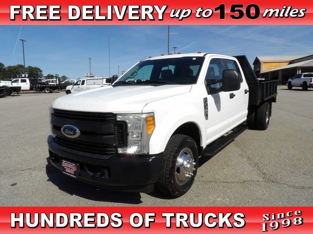 2017 Ford F-350 Super Duty - Dual Rear Wheel