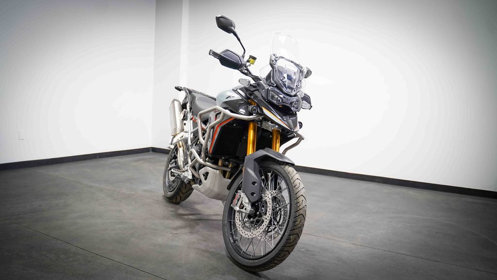 New Triumph Tiger 900 Desert Edition 2026