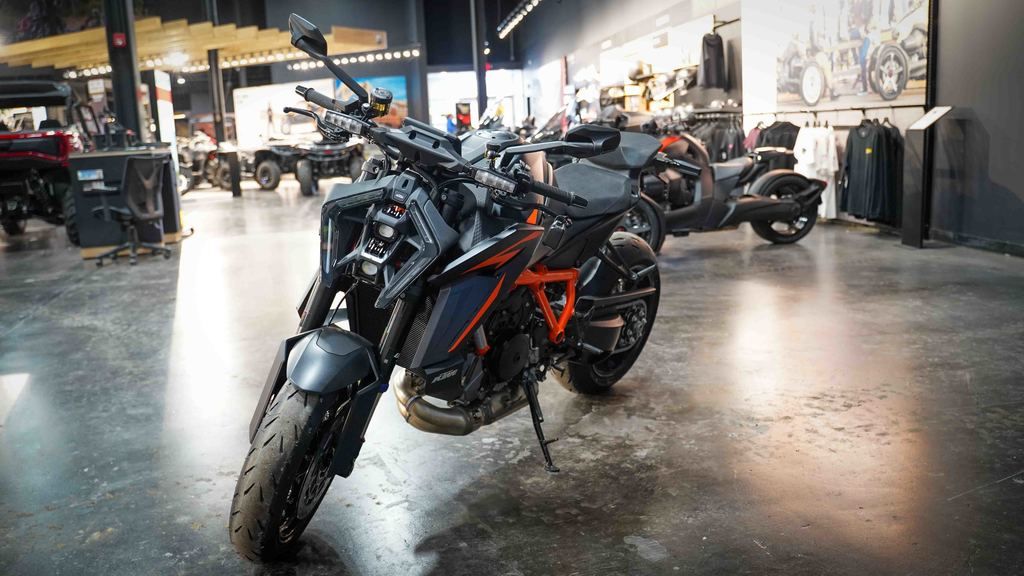 New KTM 1390 Super Duke R EVO 2026