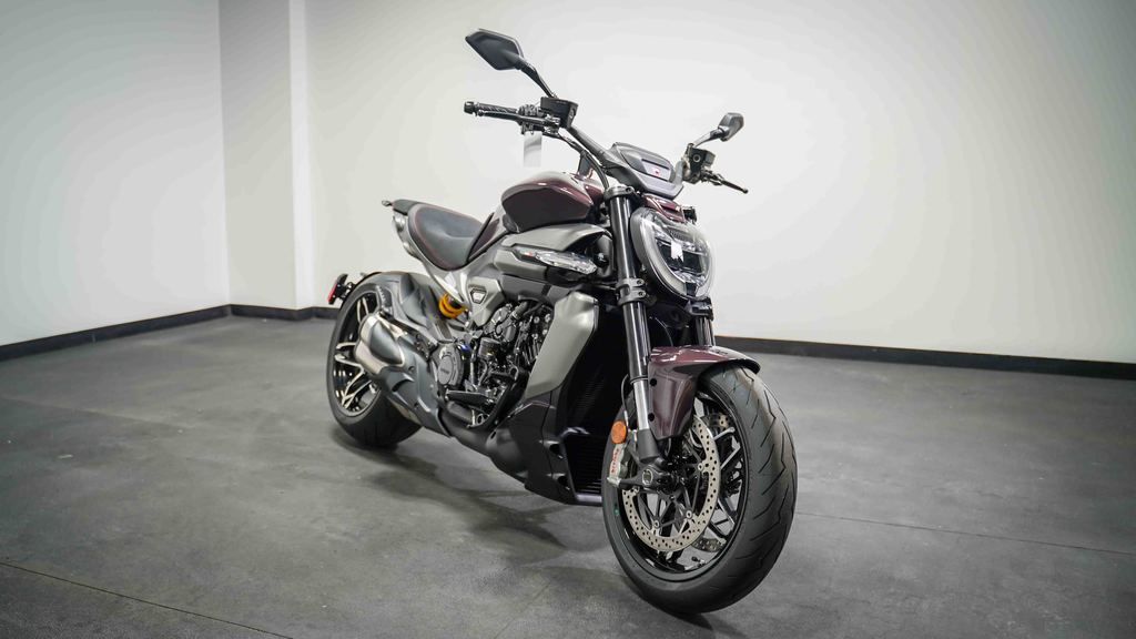 New Ducati XDiavel V4 Black Lava 2026