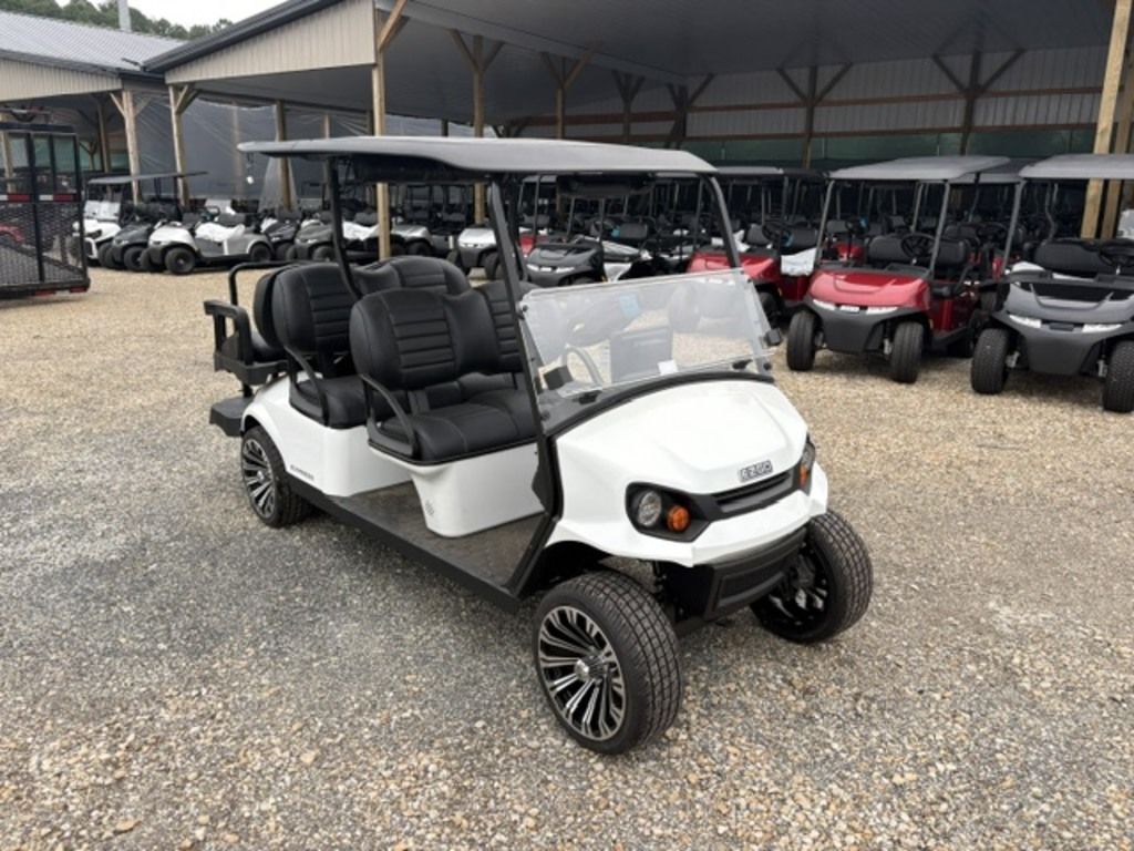 2027 E-Z-GO Express 6 Touring ST ELiTE Lithium