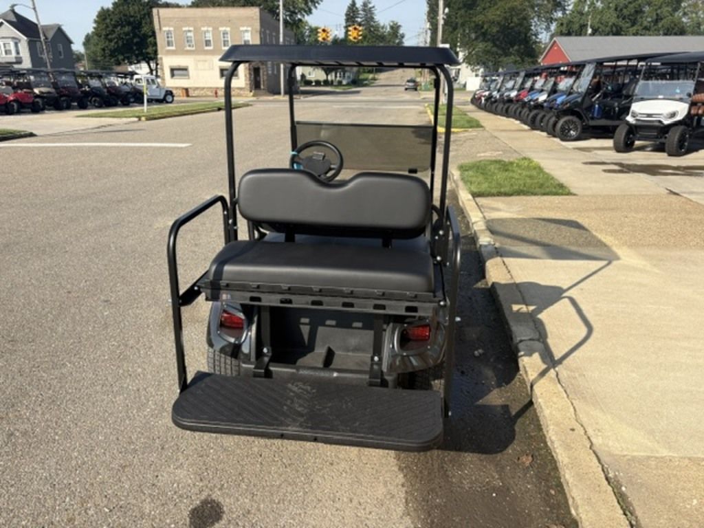 2019 E-Z-GO Freedom TXT Gas — photo 3