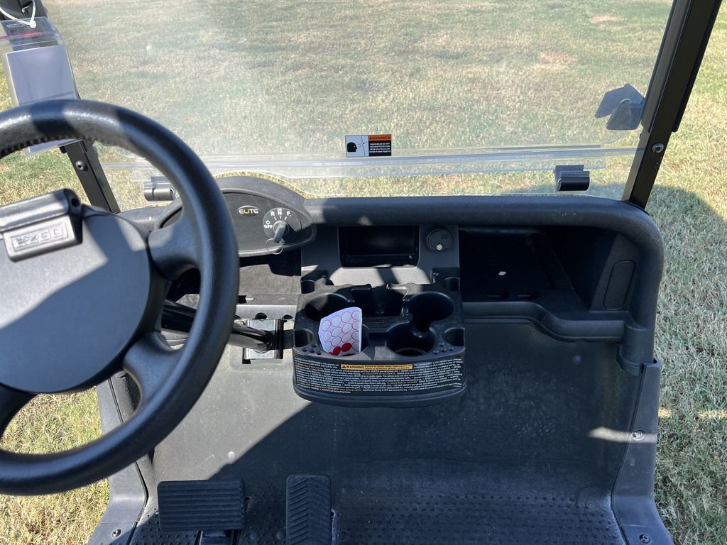 2022 E-Z-GO Freedom RXV ELiTE Lithium — photo 10
