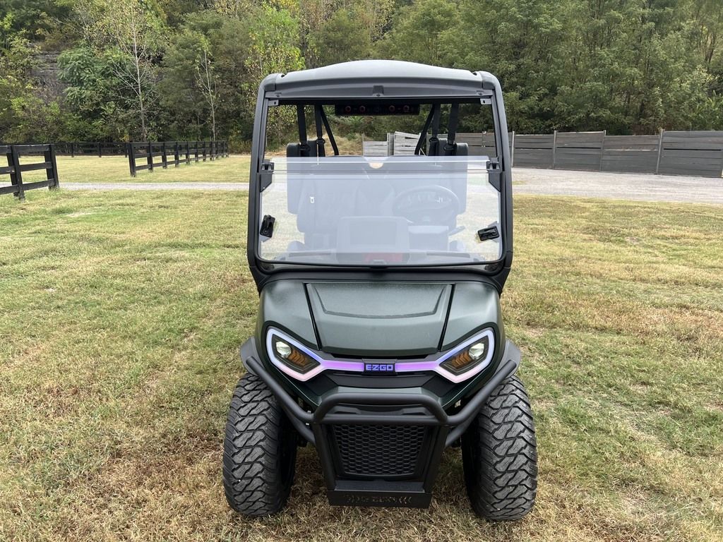 2027 E-Z-GO Liberty 4F XTL ELiTE Lithium Powertrain — photo 8