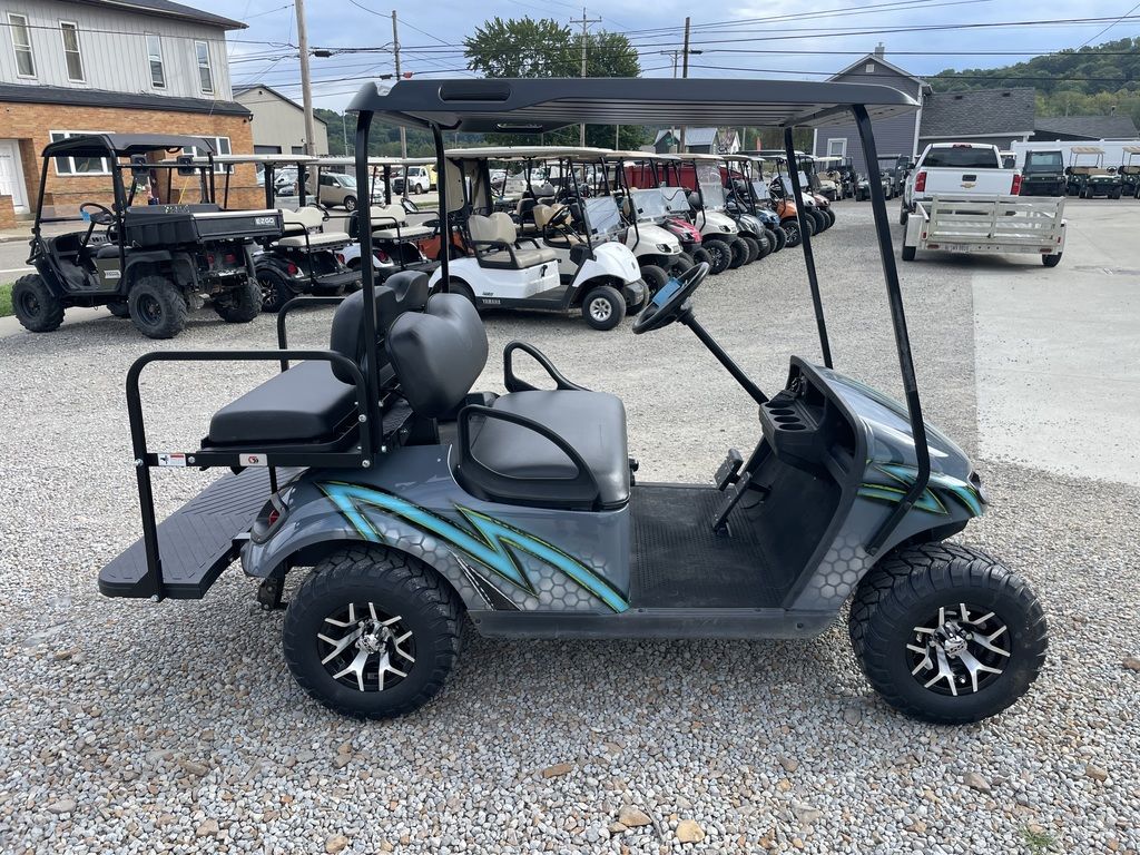 2021 E-Z-GO Freedom TXT Gas — photo 3