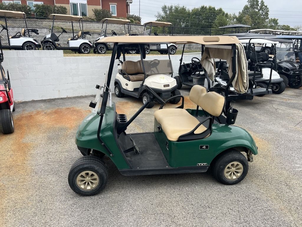 2019 E-Z-GO Freedom TXT Gas — photo 2