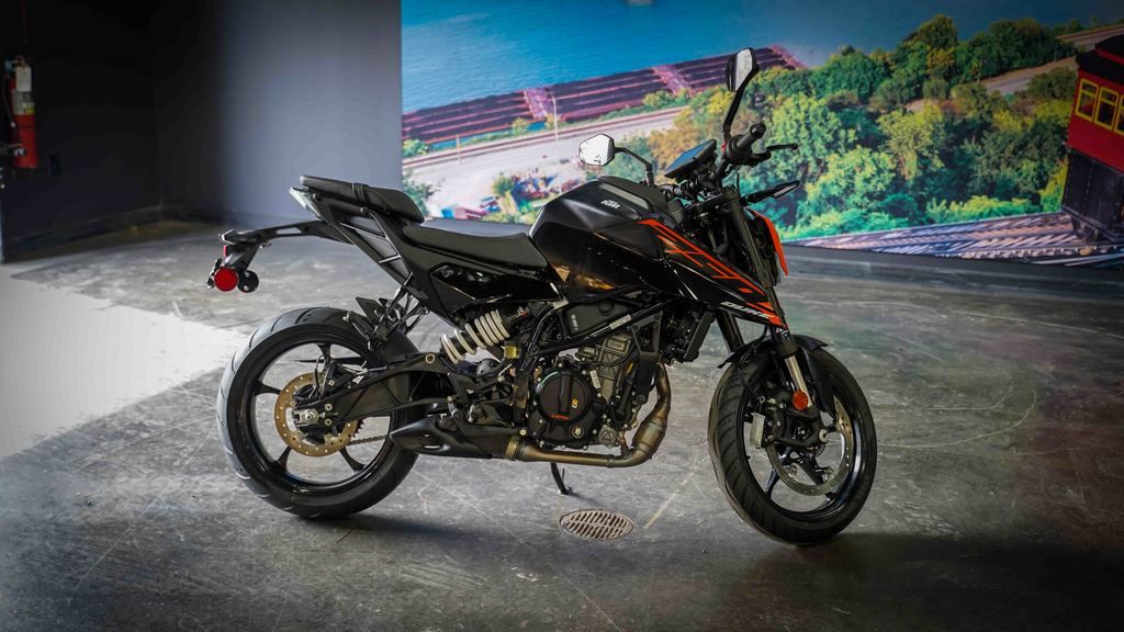 New KTM DUKE 250 2026