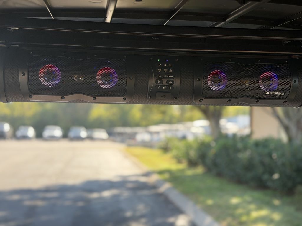 2027 E-Z-GO Liberty 4 XTL ELiTE Lithium Powertrain — photo 9