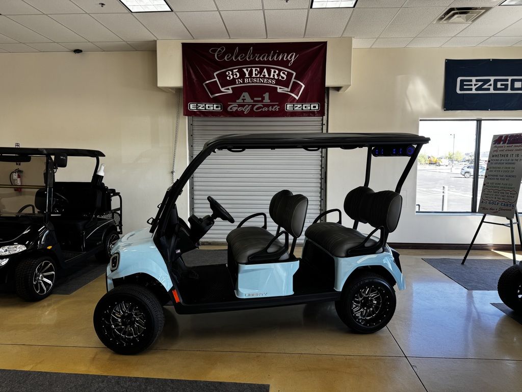2027 E-Z-GO Liberty 4F XT ELiTE Lithium Powertrain