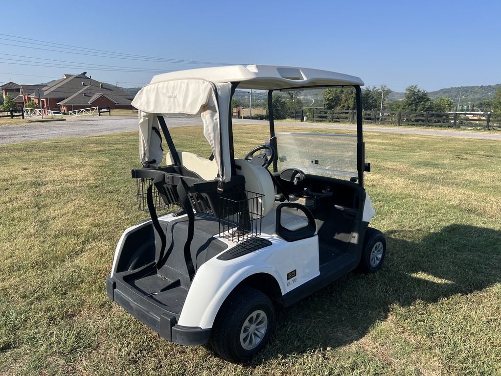 2022 E-Z-GO Freedom RXV ELiTE Lithium — photo 5