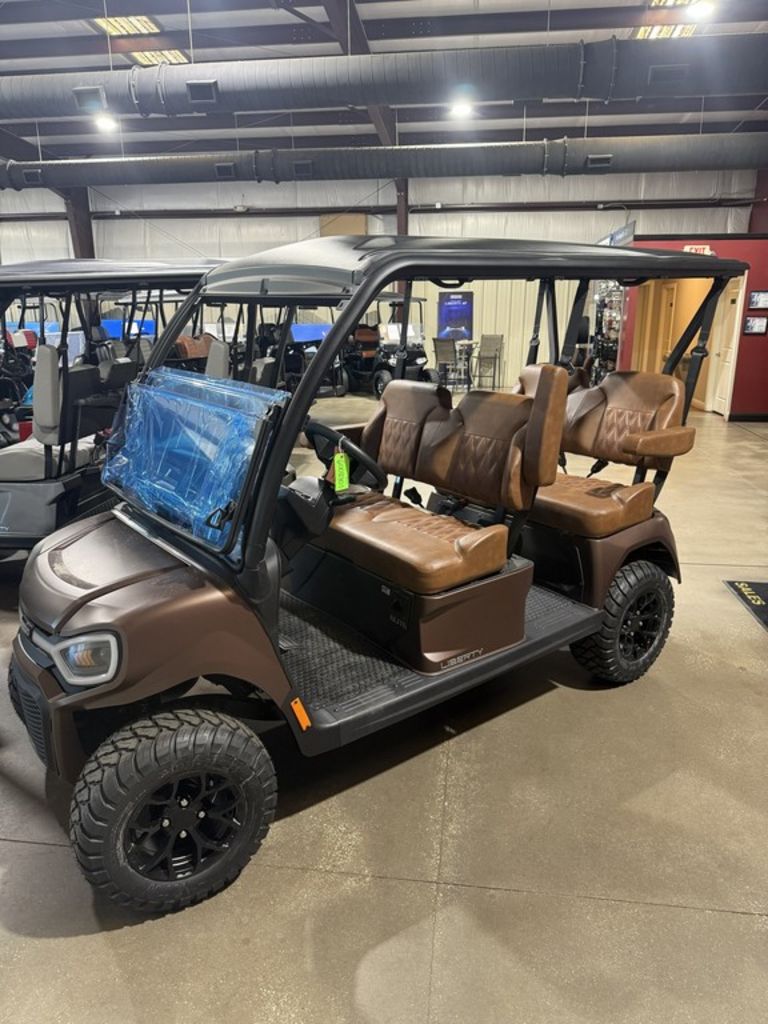 2027 E-Z-GO Liberty 4F XTL ELiTE Lithium Powertrain