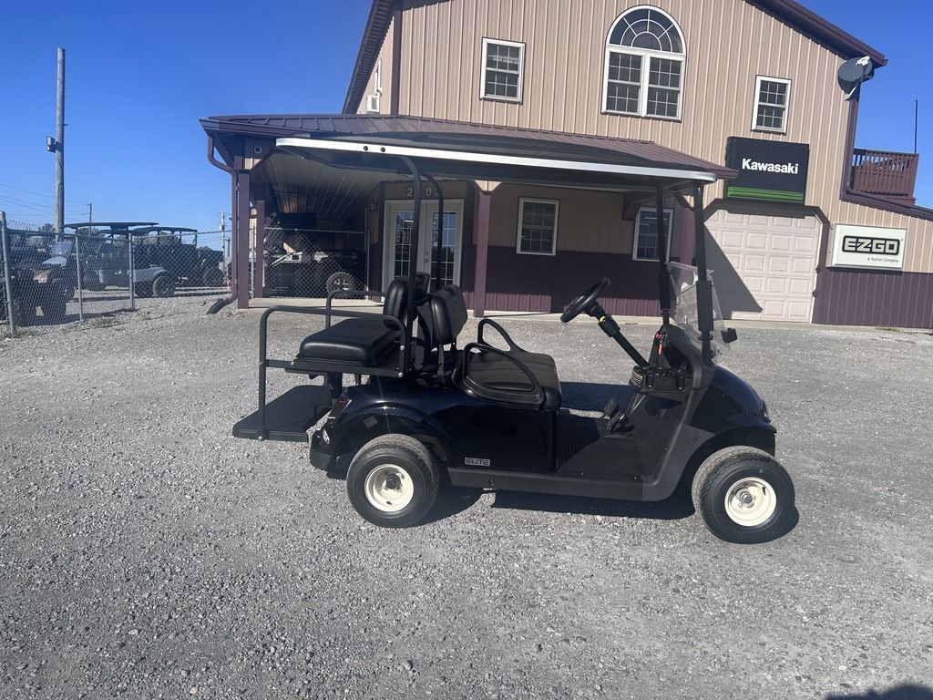2020 E-Z-GO Freedom RXV Elite — photo 2
