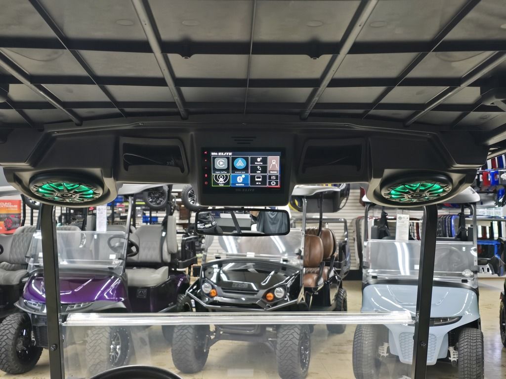 2027 E-Z-GO RXV 2 Valor S 13.5-hp Gas — photo 4