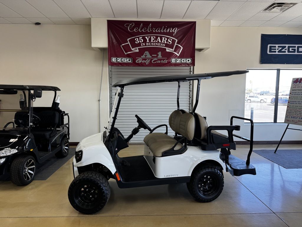 2027 E-Z-GO Liberty 4 X ELiTE Lithium Powertrain