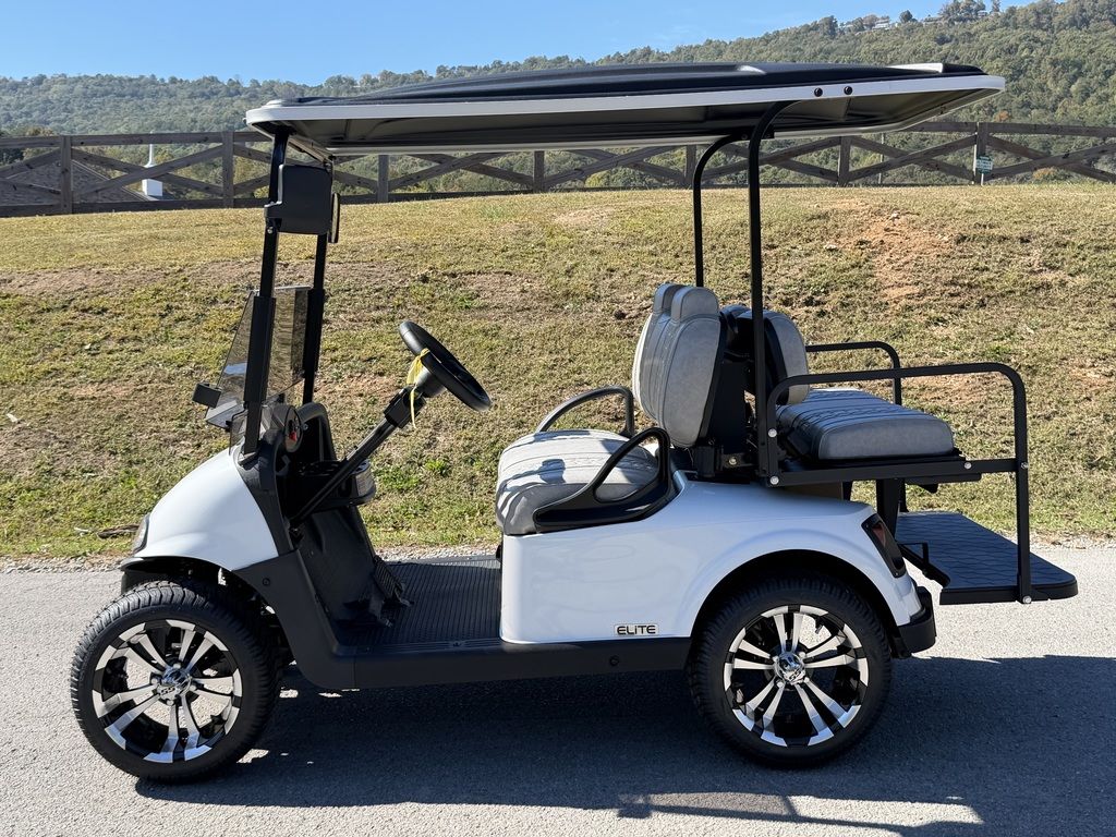 2021 E-Z-GO Freedom RXV ELiTE Lithium
