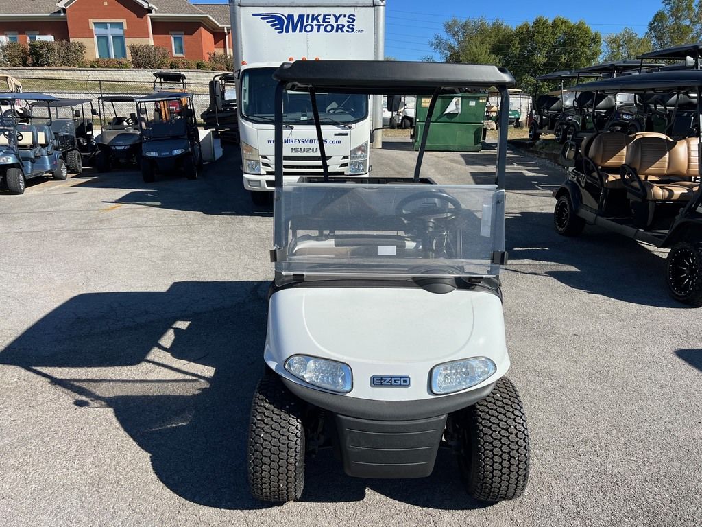 2021 E-Z-GO RXV®-M ELiTE 2 CPO — photo 8