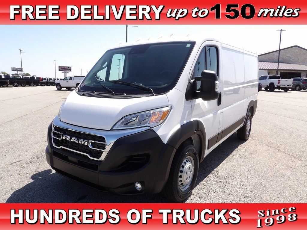 2025 Ram 2500 ProMaster Standard Roof