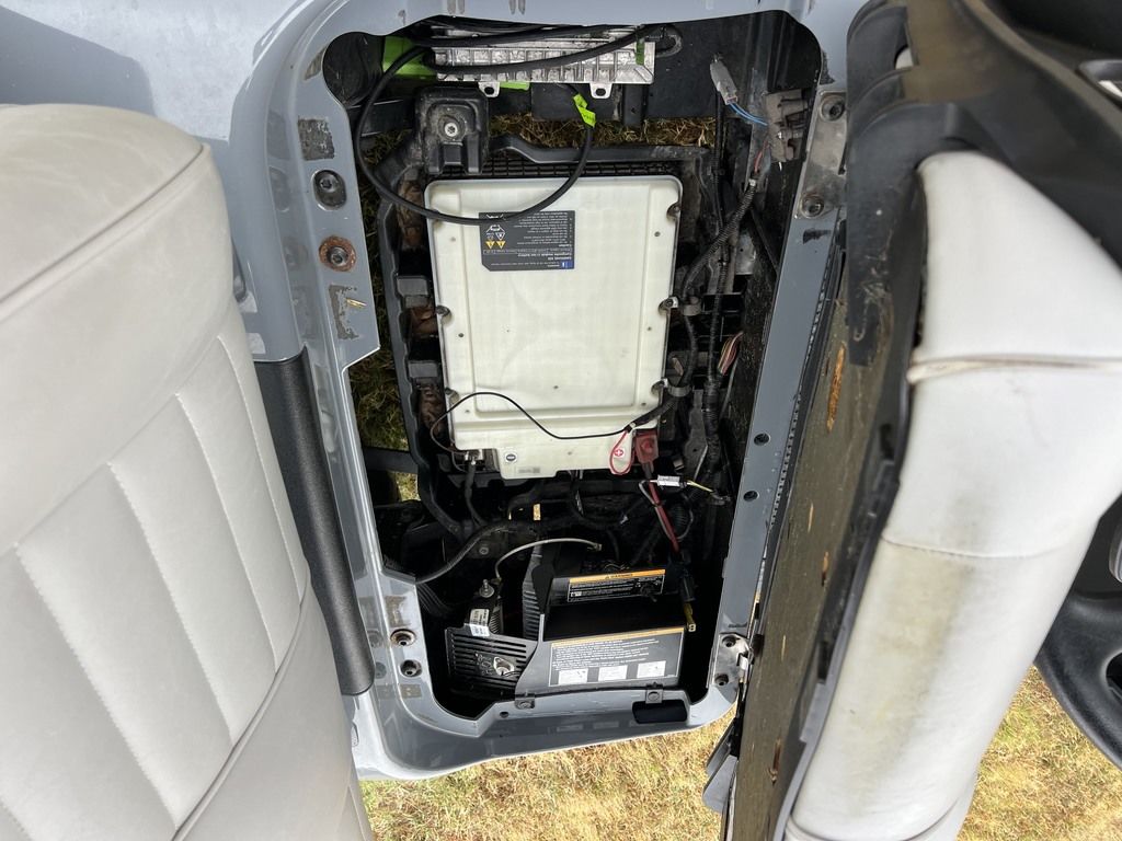 2023 E-Z-GO Freedom RXV ELiTE Lithium — photo 9