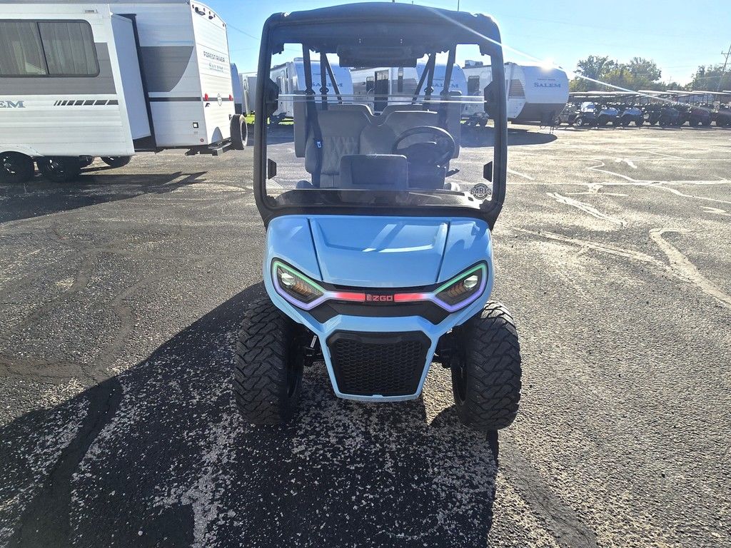 2027 E-Z-GO Liberty 4F XTL ELiTE Lithium Powertrain — photo 2
