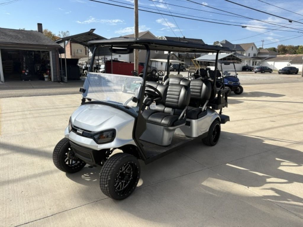 2027 E-Z-GO Express 6 Touring S 13.5-hp Gas