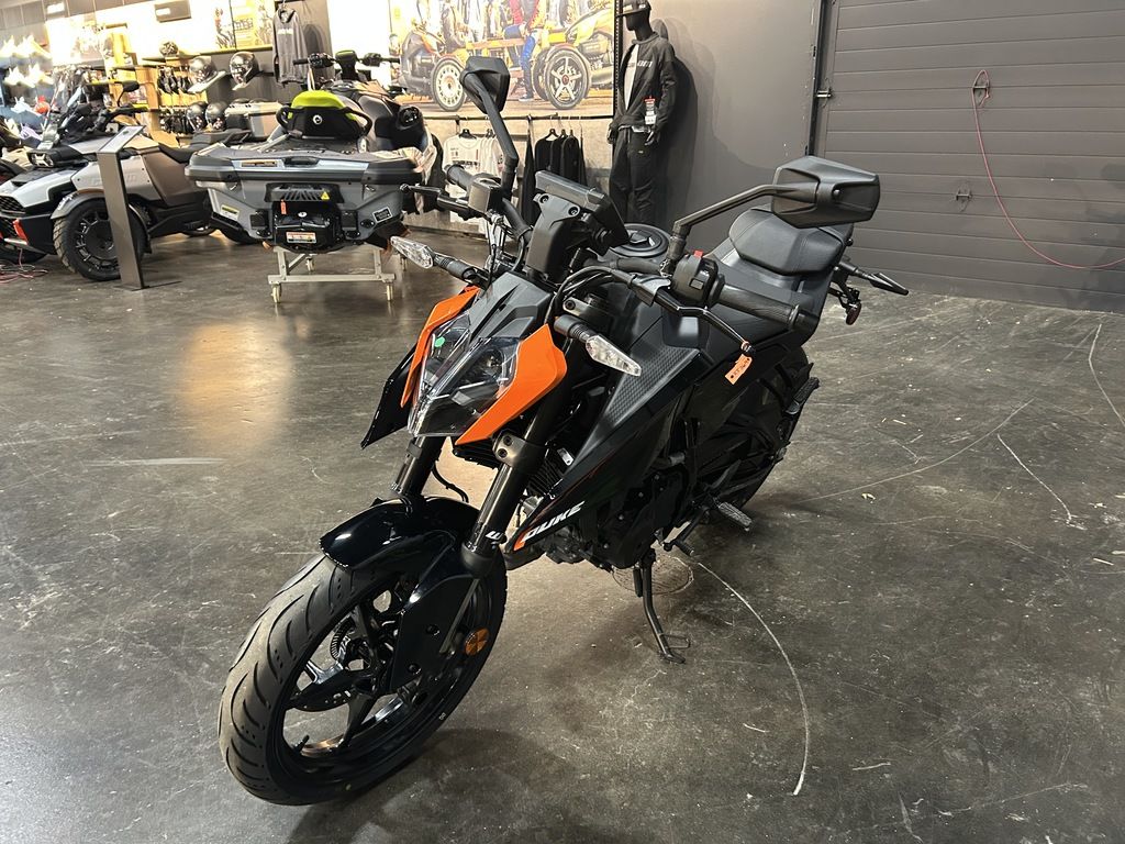 New KTM DUKE 250 2026