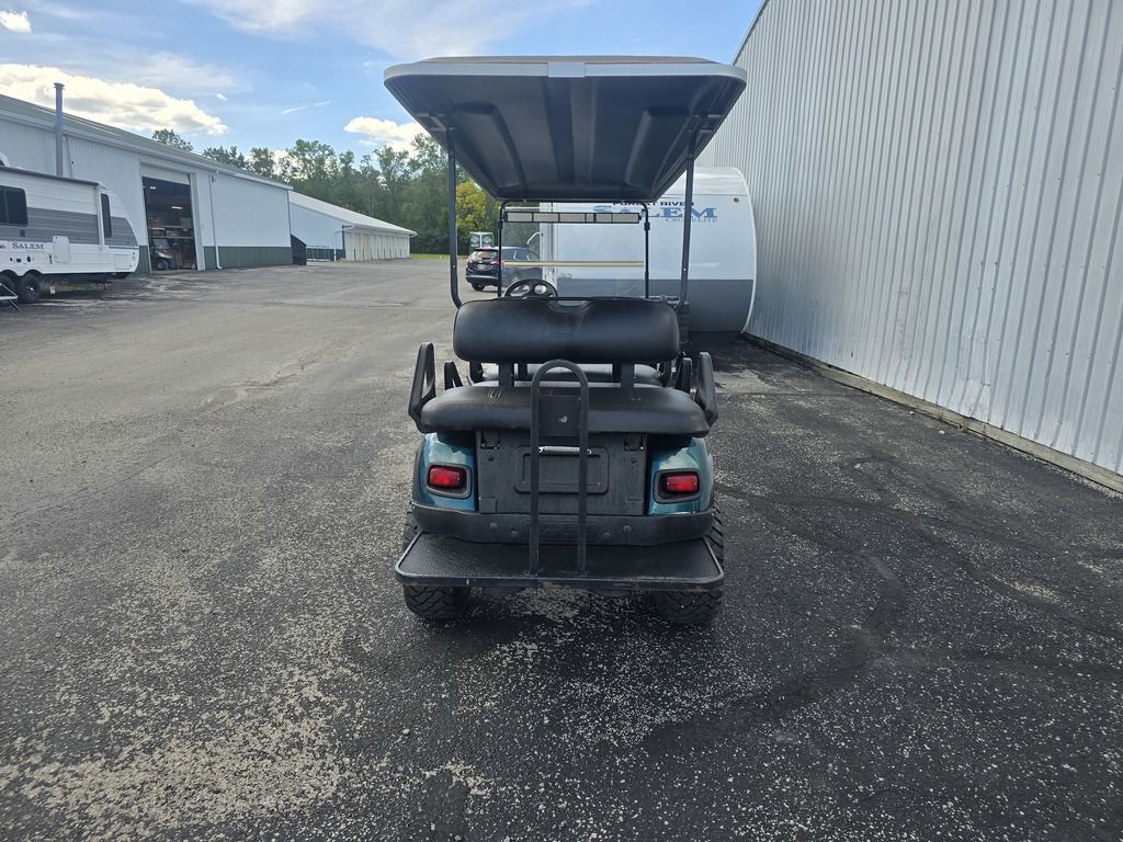 2006 E-Z-GO TXT 6 Seater — photo 4
