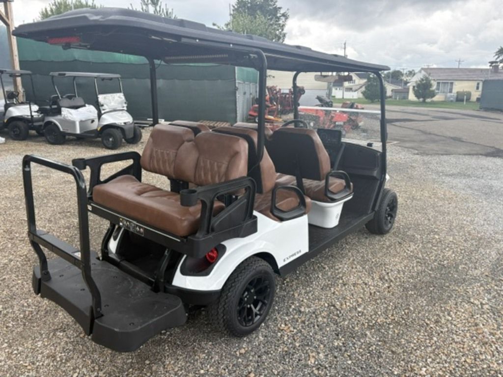 2027 E-Z-GO Express 6 Touring STL ELiTE Lithium — photo 4
