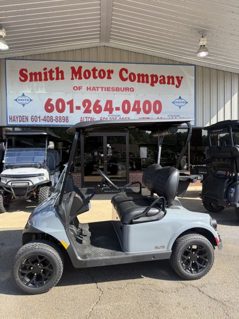 2027 EZGO RXV