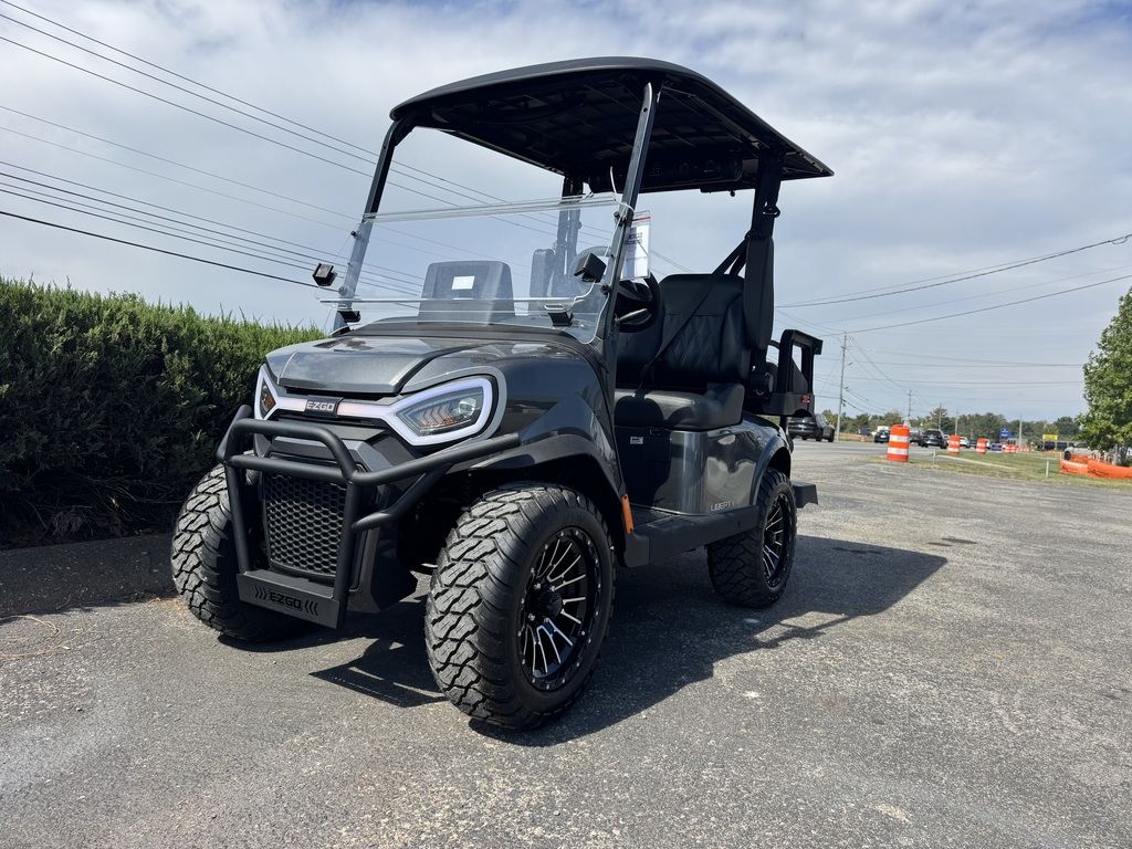 2027 E-Z-GO Liberty 4 XTL 13.5-hp Gas Powertrain — photo 5