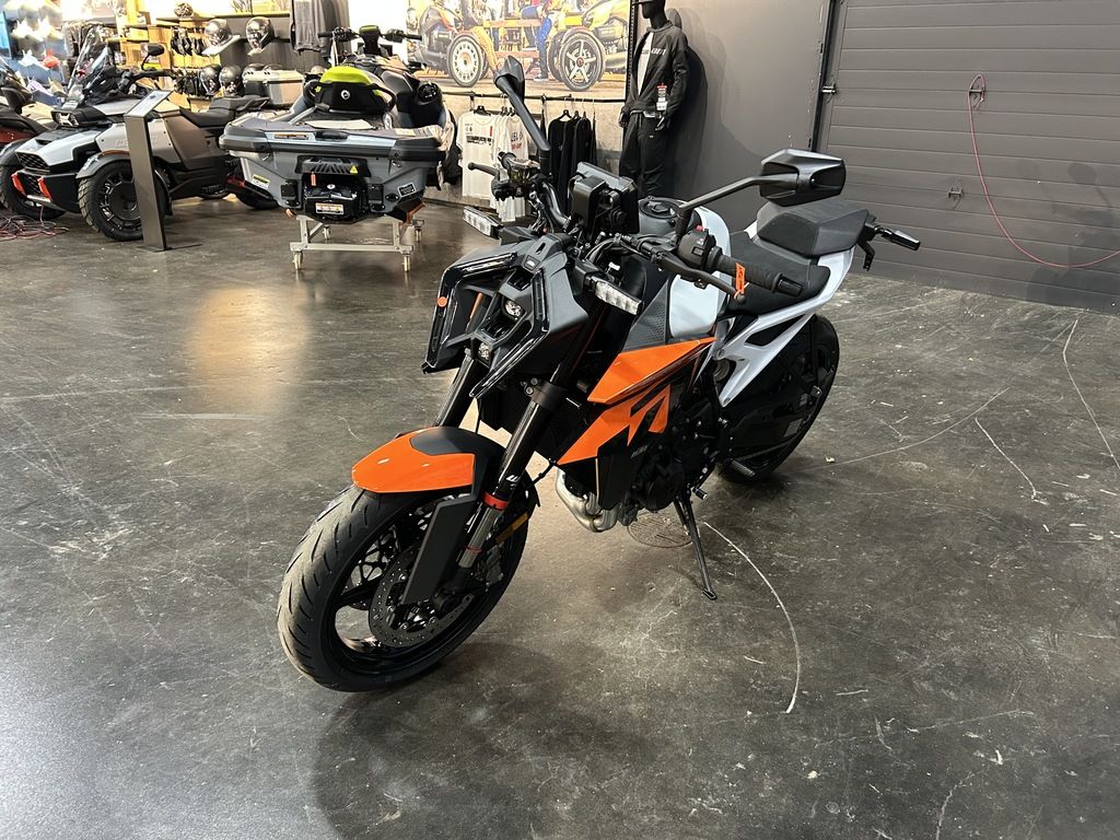 New KTM 990 Duke 2027