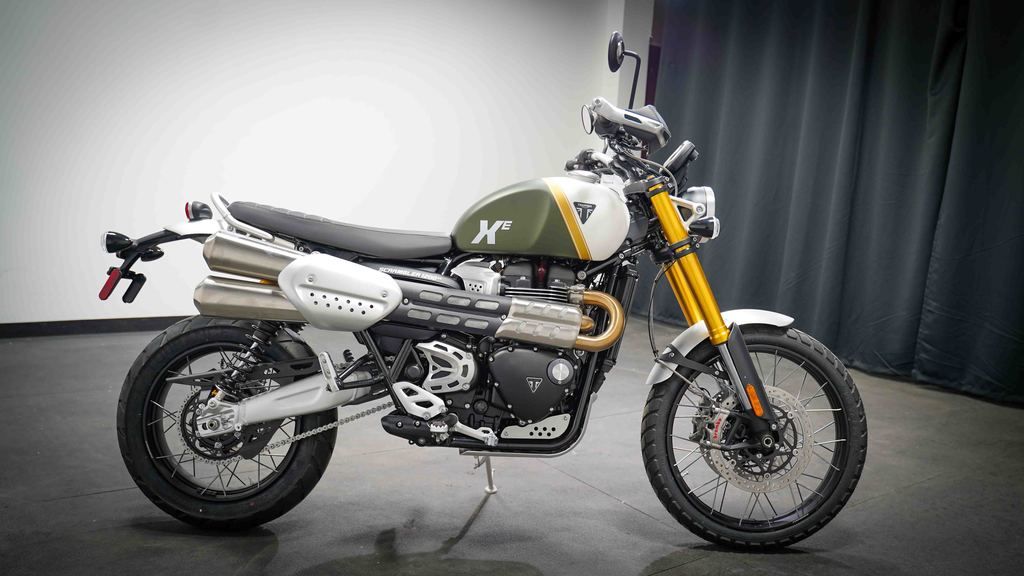 New Triumph Scrambler 1200 XE Matte khaki green 2026