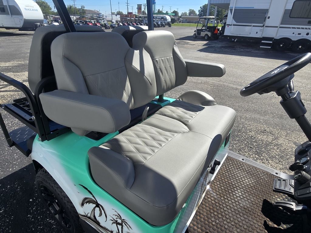 2027 E-Z-GO RXV 2 Valor S+ 13.5-hp Gas — photo 5