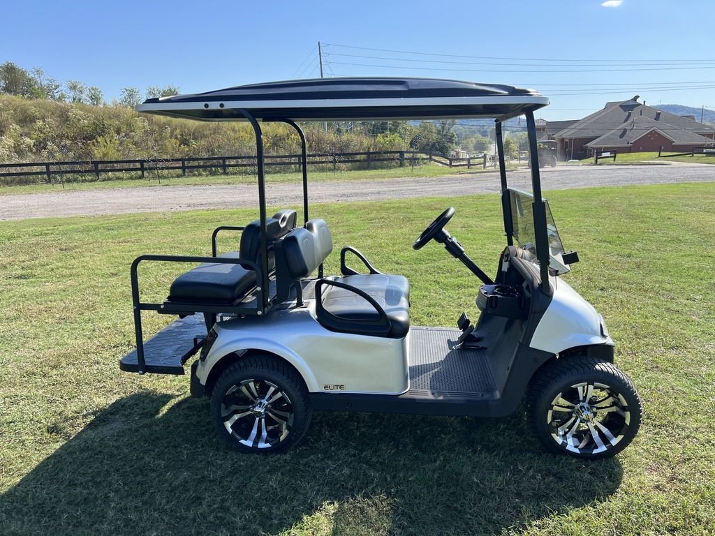 2021 E-Z-GO RXV® ELiTE CPO 4 — photo 6