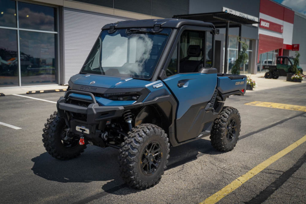 New Can-Am® Defender Limited HD11 2026