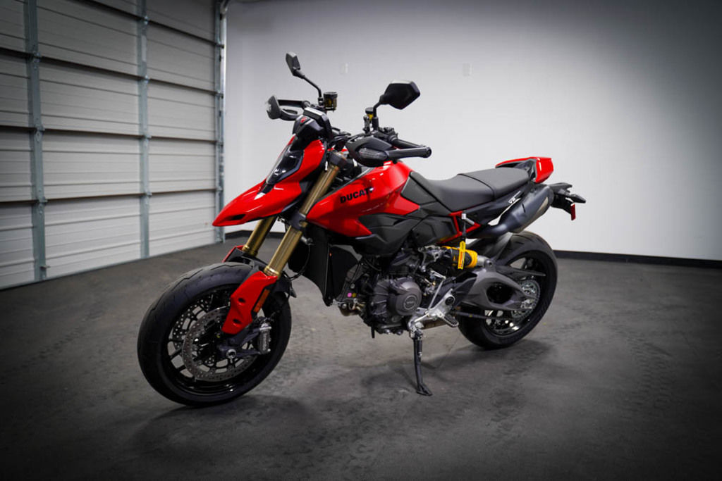 New Ducati Hypermotard V2 2026